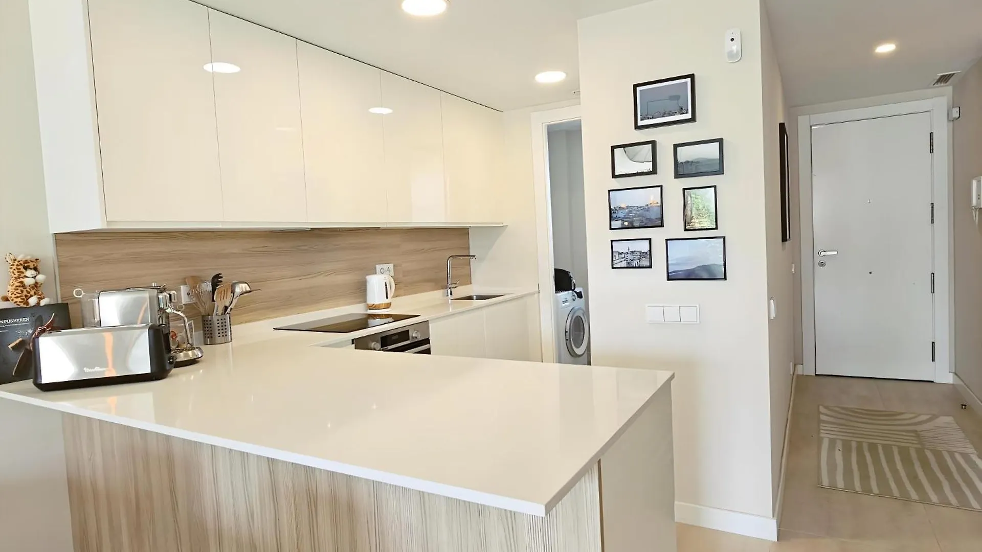 Vanian Village Dream Getaway By Lica Homes Estepona