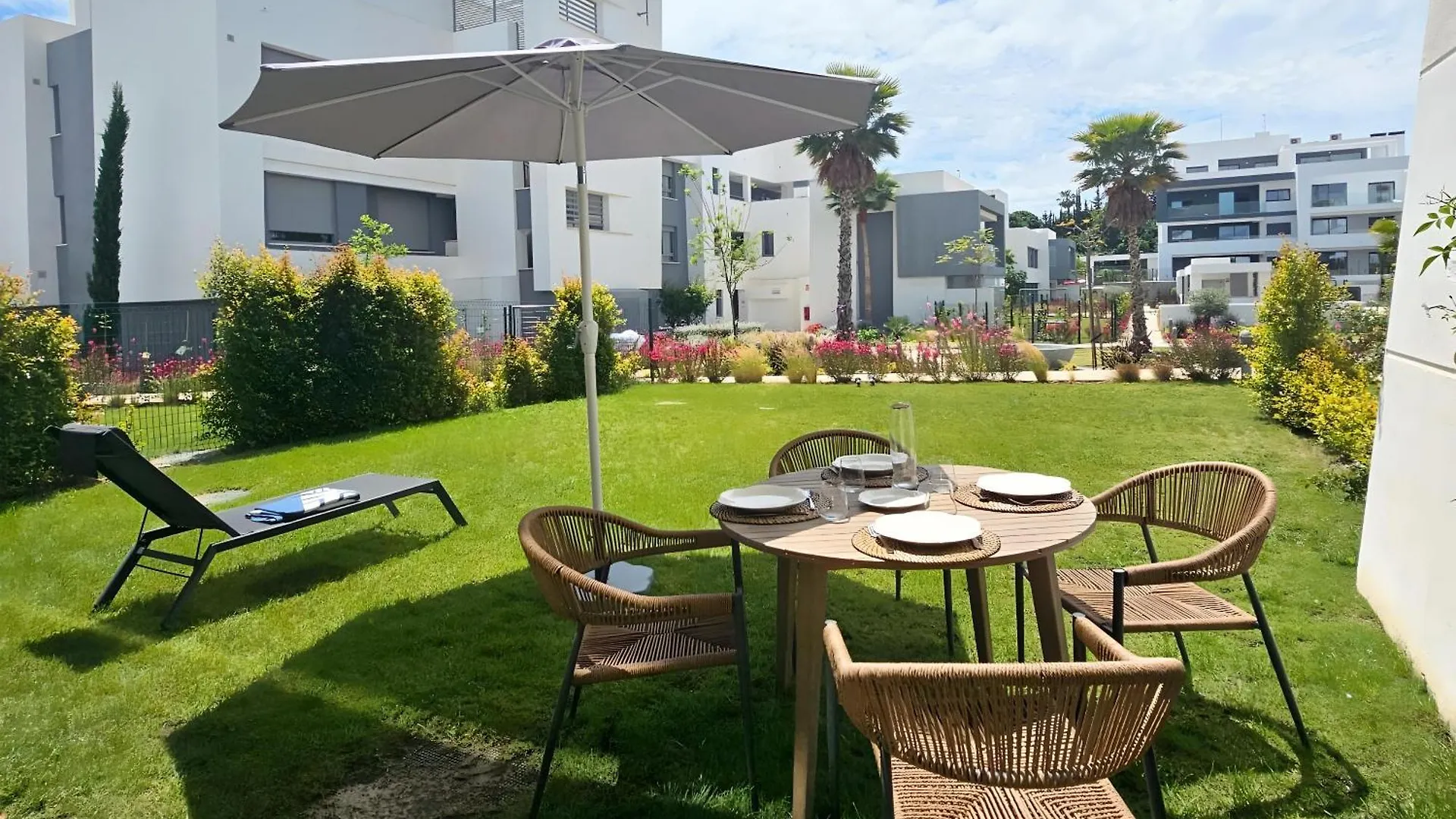 Vanian Village Dream Getaway By Lica Homes Estepona 0*,